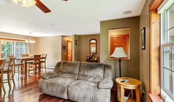 216 Wood Ln, Alburgh, VT 05440
