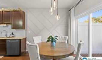 312 Redclover Ln, Allentown, PA 18104