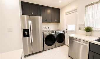 203 N Kodiak St A, Anaheim, CA 92807
