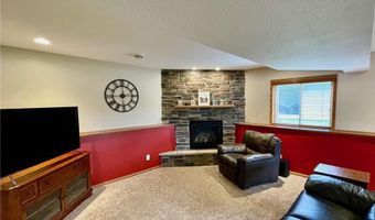 1409 28th St SW, Austin, MN 55912