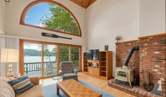 156 Big Barndoor Is, Alton, NH 03810