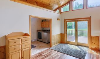 706 Hall Rd, Clay, PA 16001