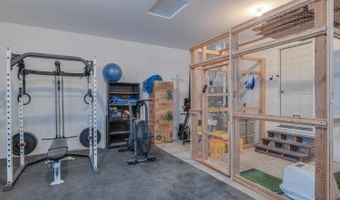 2224 NE Indigo Ln, Bend, OR 97701