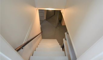 5 Holten Ave, Newport, RI 02840
