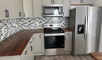 211 Edgewood Ave, Bainbridge, GA 39819