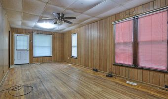 707 House St, Avoca, NE 68307