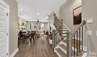 2951 Simpson Dr, Charlotte, NC 28205
