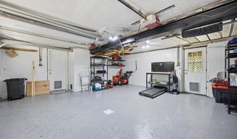 5 Pinecrest Cir, Bedford, NH 03110