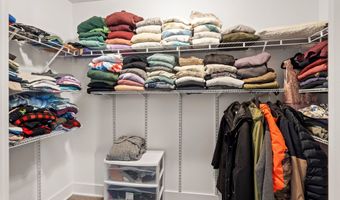 140 Pennant Ave, Beachwood, NJ 08722
