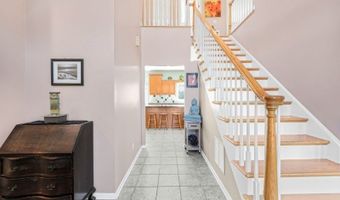 35 Rosenbrook Dr, Bayonne, NJ 07035