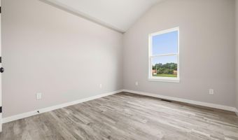 416 Beaver Tail Rd, Ash Grove, MO 65604