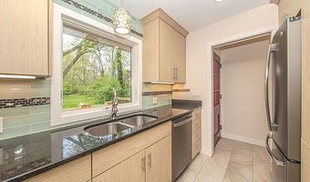 1516 Arborview Blvd, Ann Arbor, MI 48103