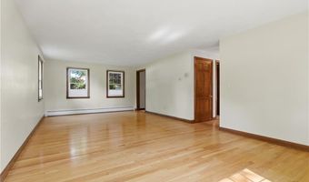 2699 Diamond Hill Rd, Cumberland, RI 02864
