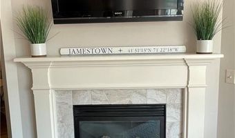 60 Saw Mill Dr 303, North Kingstown, RI 02852