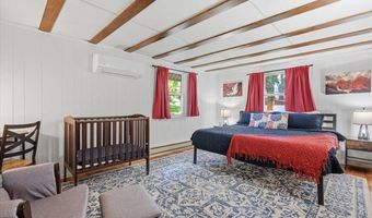 306 Mountain Rd, Albrightsville, PA 18210