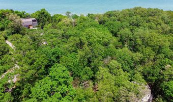9 S Beach Ave, Beverly Shores, IN 46301