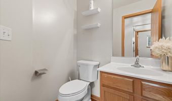 966 Forestview Way, Antioch, IL 60002