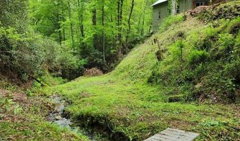 820 Beaver Crk, Andrews, NC 28901
