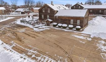 4402 220Th Trl, Amana, IA 52203