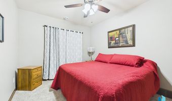 713 N Garnet Cir, Brandon, SD 57005