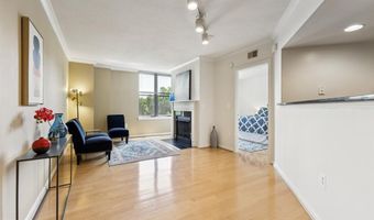 2220 FAIRFAX Dr 309, Arlington, VA 22201