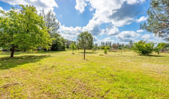 17055 Palm Ave, Anderson, CA 96007