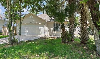 680 BEGONIA St, Atlantic Beach, FL 32233