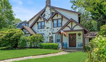 562 N Edgemere Dr, West Allenhurst, NJ 07711
