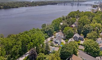 390 Front St, Bath, ME 04530