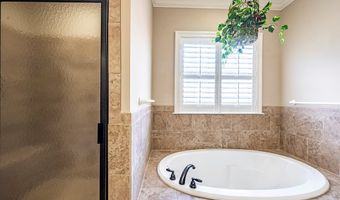 1739 ARLINGTON PARK Cir, Albany, GA 31701