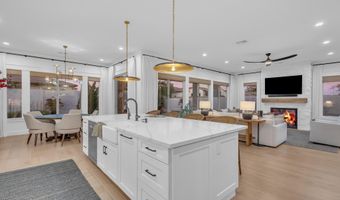 3690 E CANYON Way, Chandler, AZ 85249