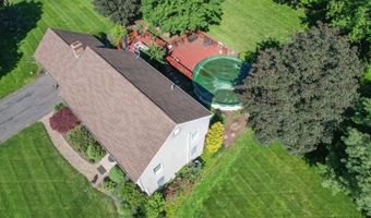 5 Smith Pl, Cheshire, CT 06410