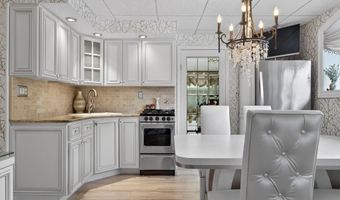 103 E 25TH St, Bayonne, NJ 07002