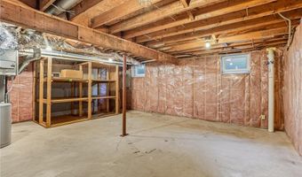 7454 Upper 24th St N, Oakdale, MN 55128