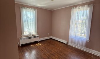 87 Manhattan Ave 2nd floor, Bridgeport, CT 06606