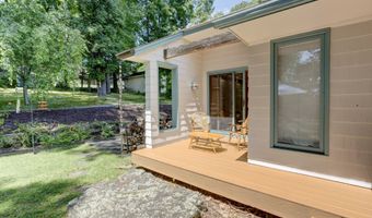 227 Glendale Dr, Bristol, CT 06010