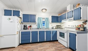 32 Sparrow Dr, Augusta, ME 04330