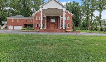 7230 BEVERLY St, Annandale, VA 22003