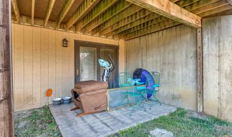 6930 SW Hoch Rd, Auburn, KS 66402