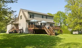 6527 Genaw Rd, Algonac, MI 48001