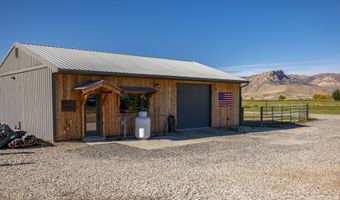 30 Carter Mountain Rd, Cody, WY 82414