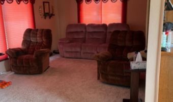 603 E 1st St, Buffalo, SD 57720