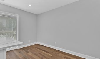 723 Monmouth Pkwy, North Middletown, NJ 07748