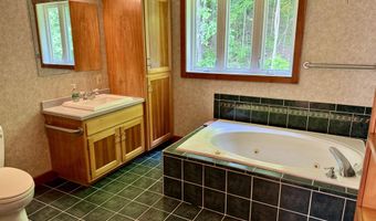 221 Plateau Rd, Calais, VT 05650