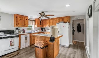 5634 PEARSONS CORNER Rd, Dover, DE 19904