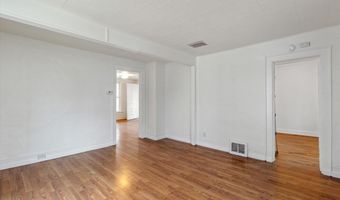 724 Bridge Ave, Alma, MI 48801