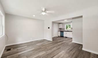 715 E Springfield St, Aurora, MO 65605