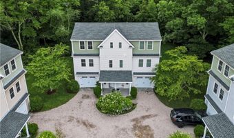 12 Park Ave 13, Narragansett, RI 02882
