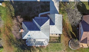 403 Southcreek Dr N, Indianapolis, IN 46217