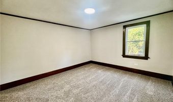 180 S Balch St, Akron, OH 44302